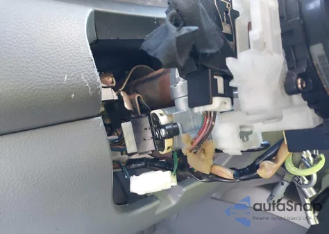 2005 Mitsubishi Lancer Es z USA, uszkodzony, nr VIN JA3AJ26E95U042438